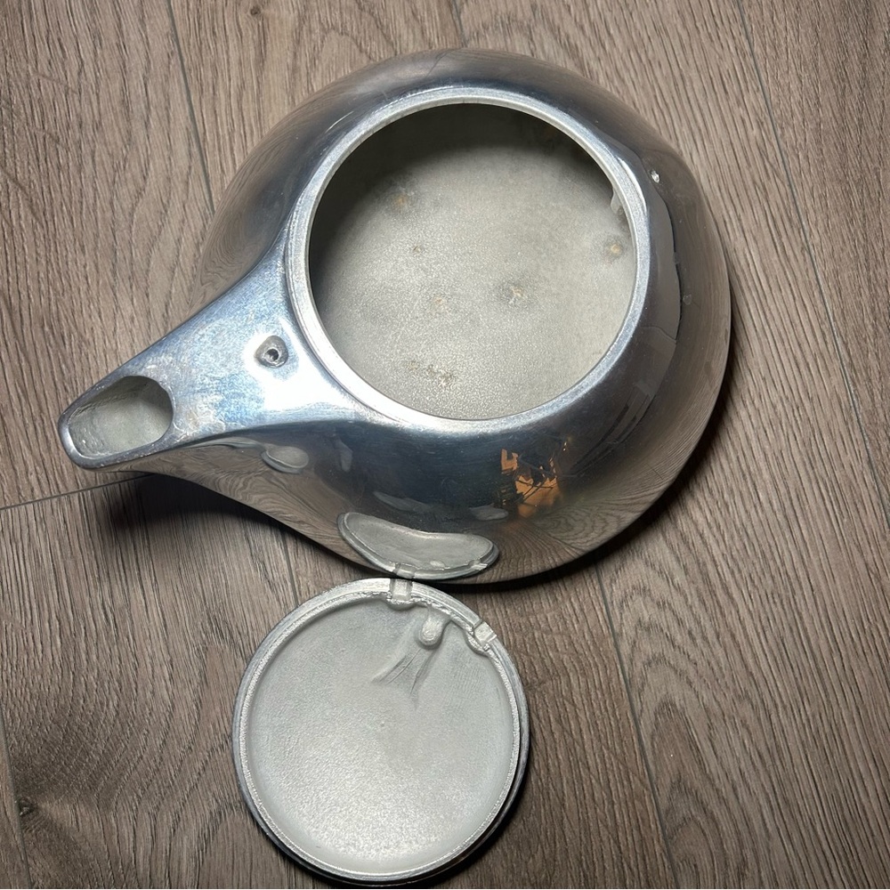 Picquot Ware Vintage K3 Kettle